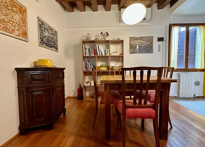 Rialto * البندقية